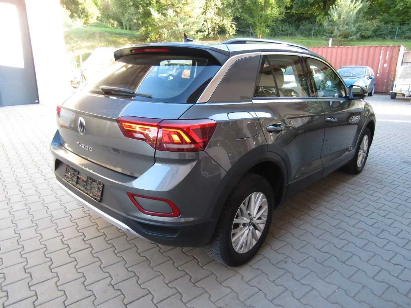 T-Roc Life  DSG  Virtual  DAB  LED  SHZ  ACC Met