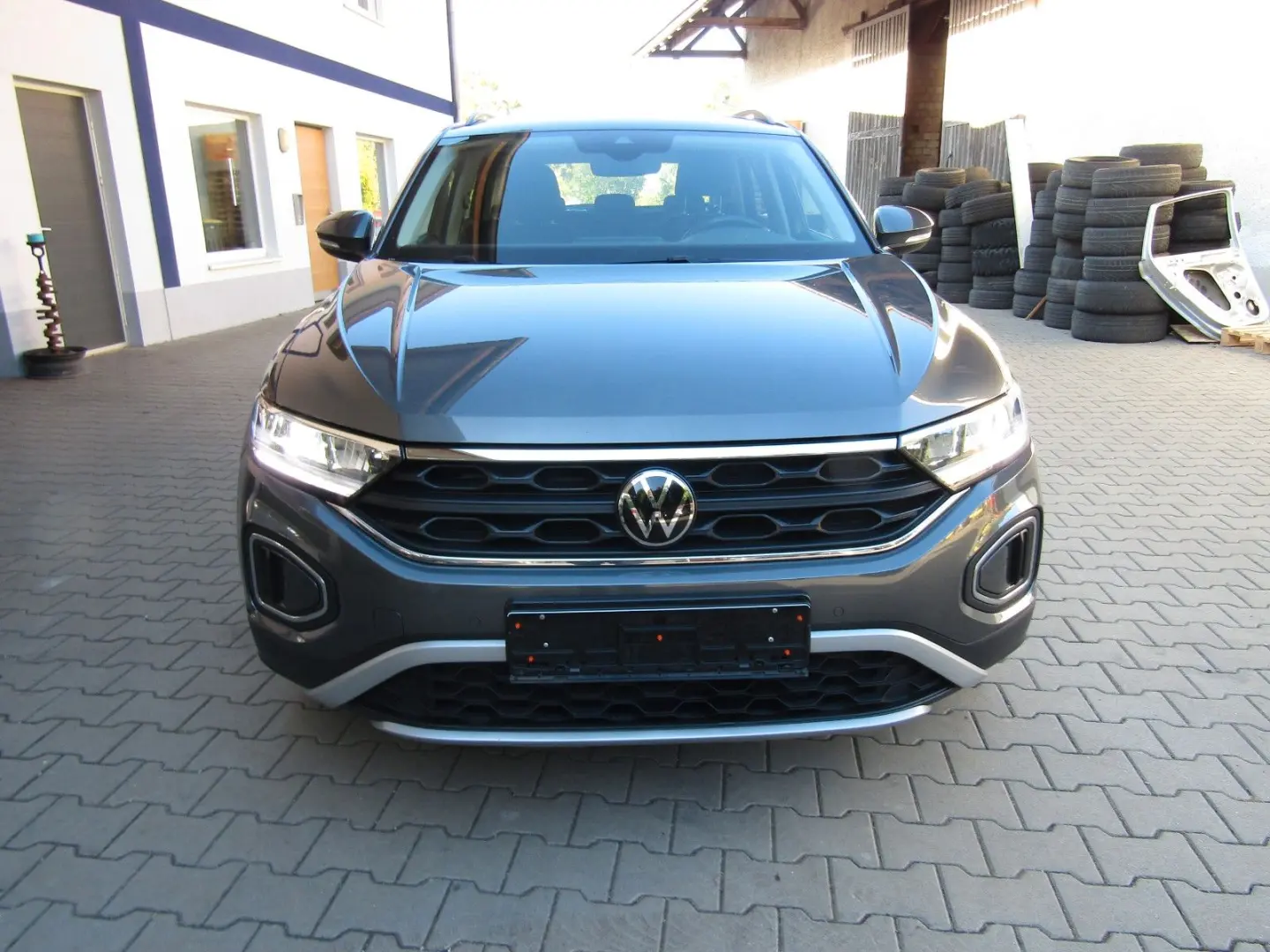 T-Roc Life  DSG  Virtual  DAB  LED  SHZ  ACC Met