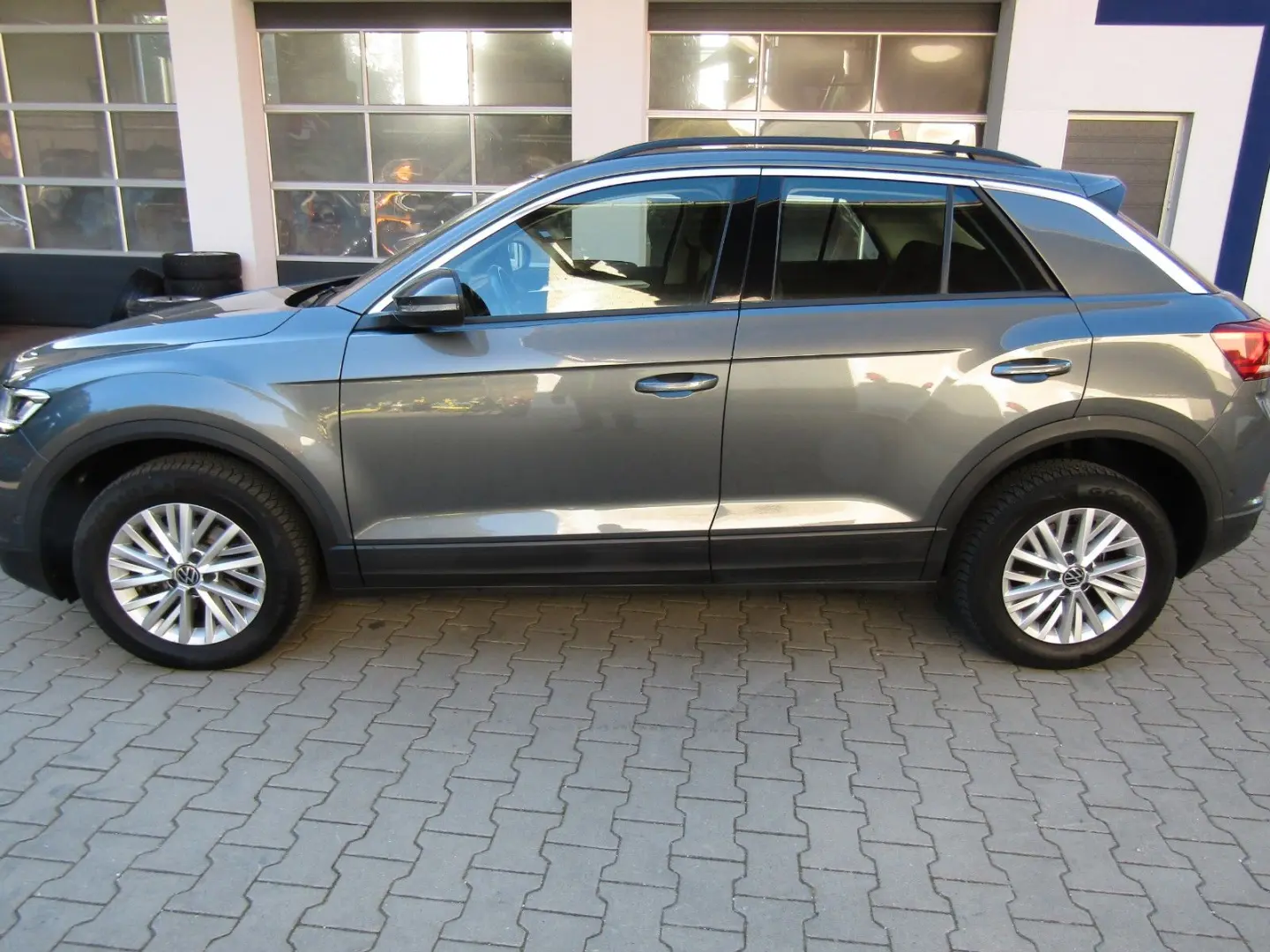 T-Roc Life  DSG  Virtual  DAB  LED  SHZ  ACC Met