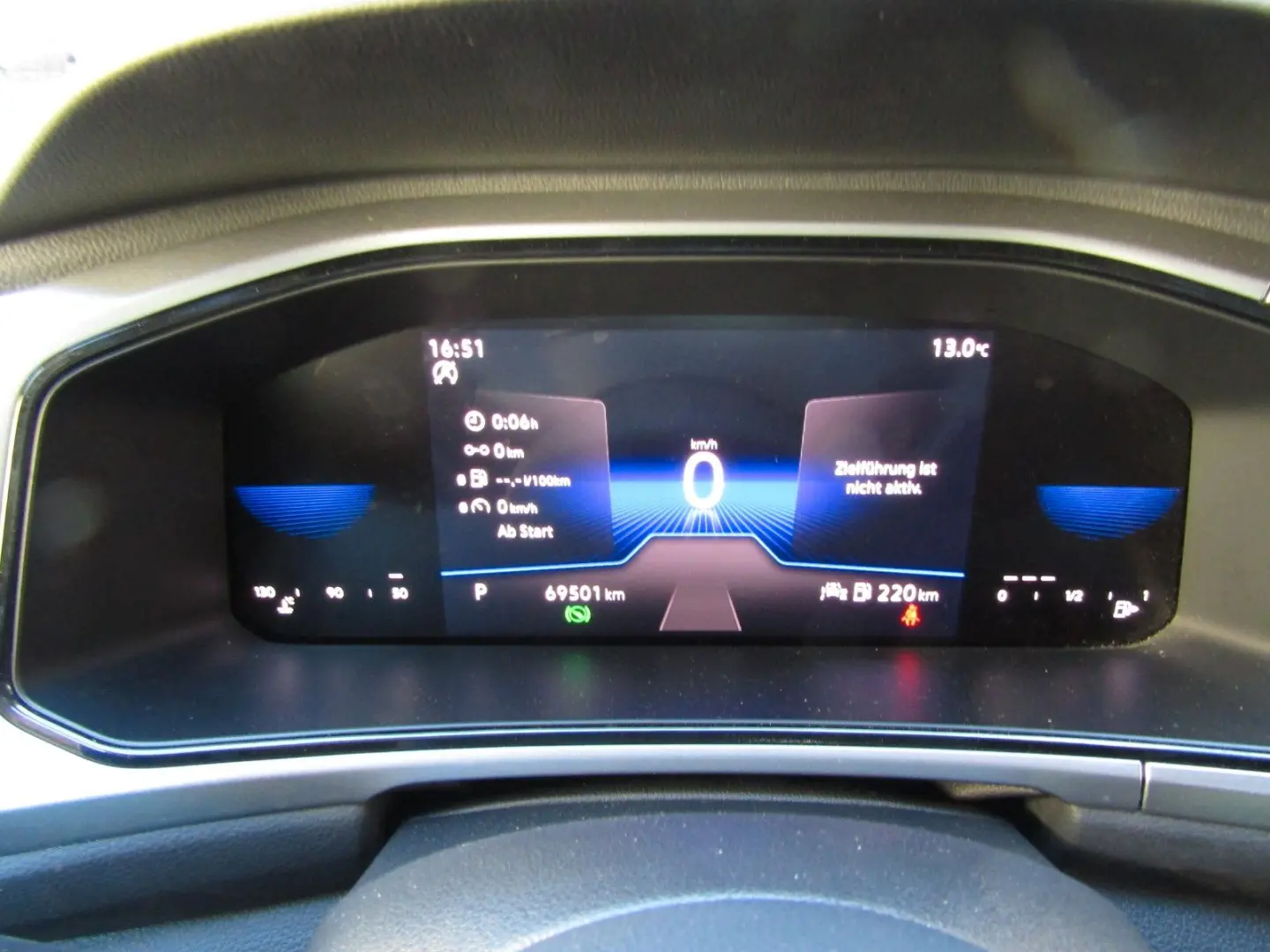 T-Roc Life  DSG  Virtual  DAB  LED  SHZ  ACC Met