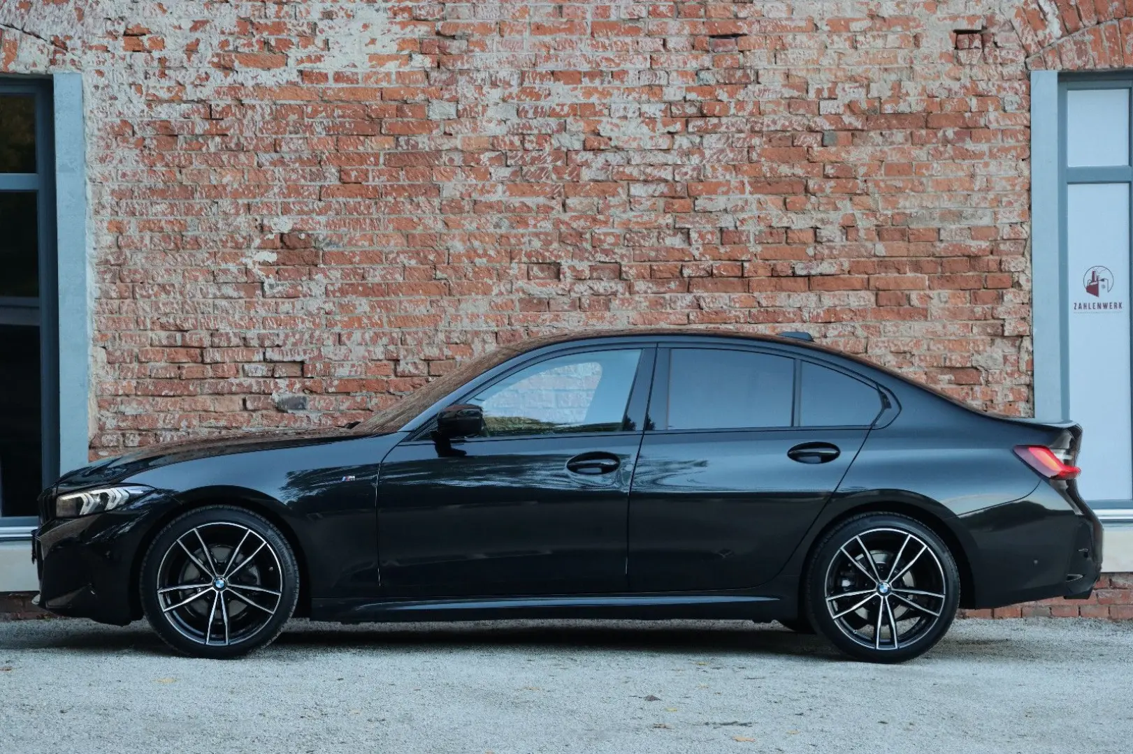 BMW 320d xDrive/M-SPORT/ACC/