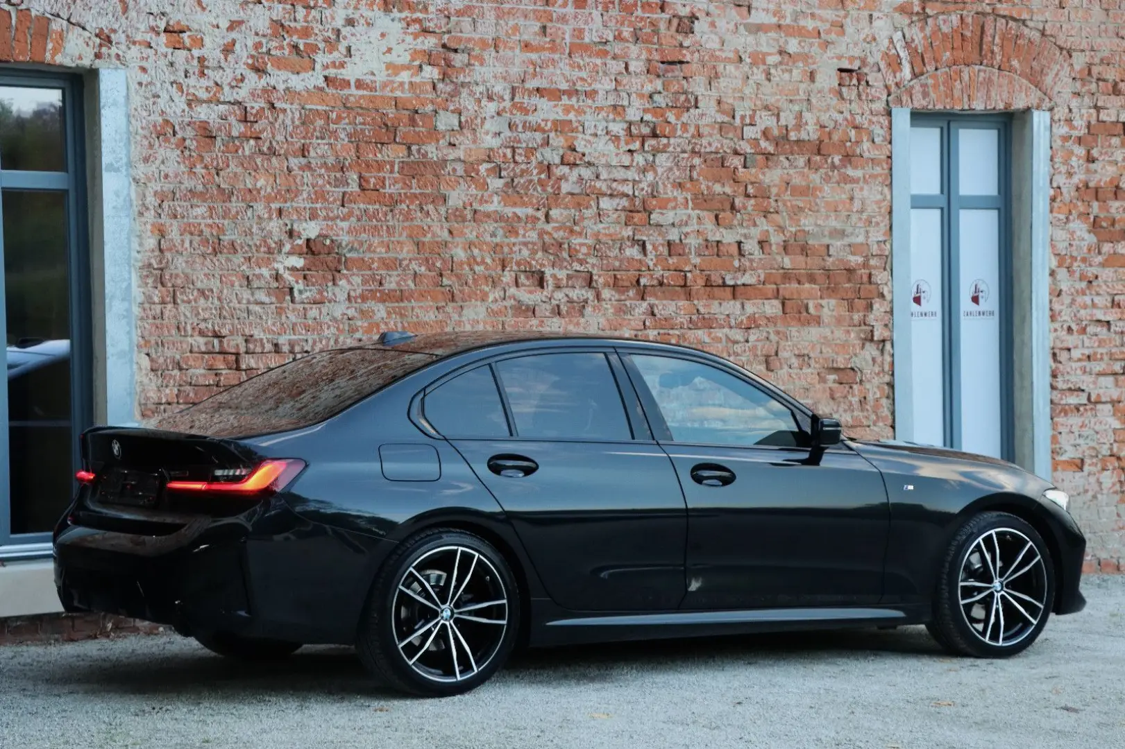 BMW 320d xDrive/M-SPORT/ACC/