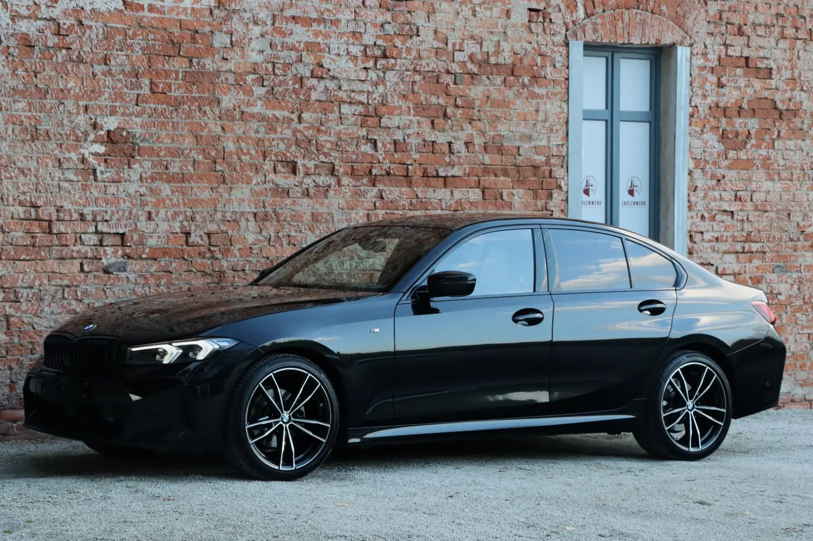 BMW 320d xDrive/M-SPORT/ACC/