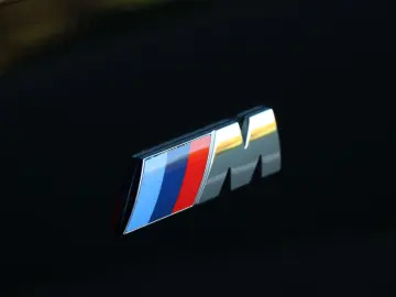 BMW 320d xDrive/M-SPORT/ACC/