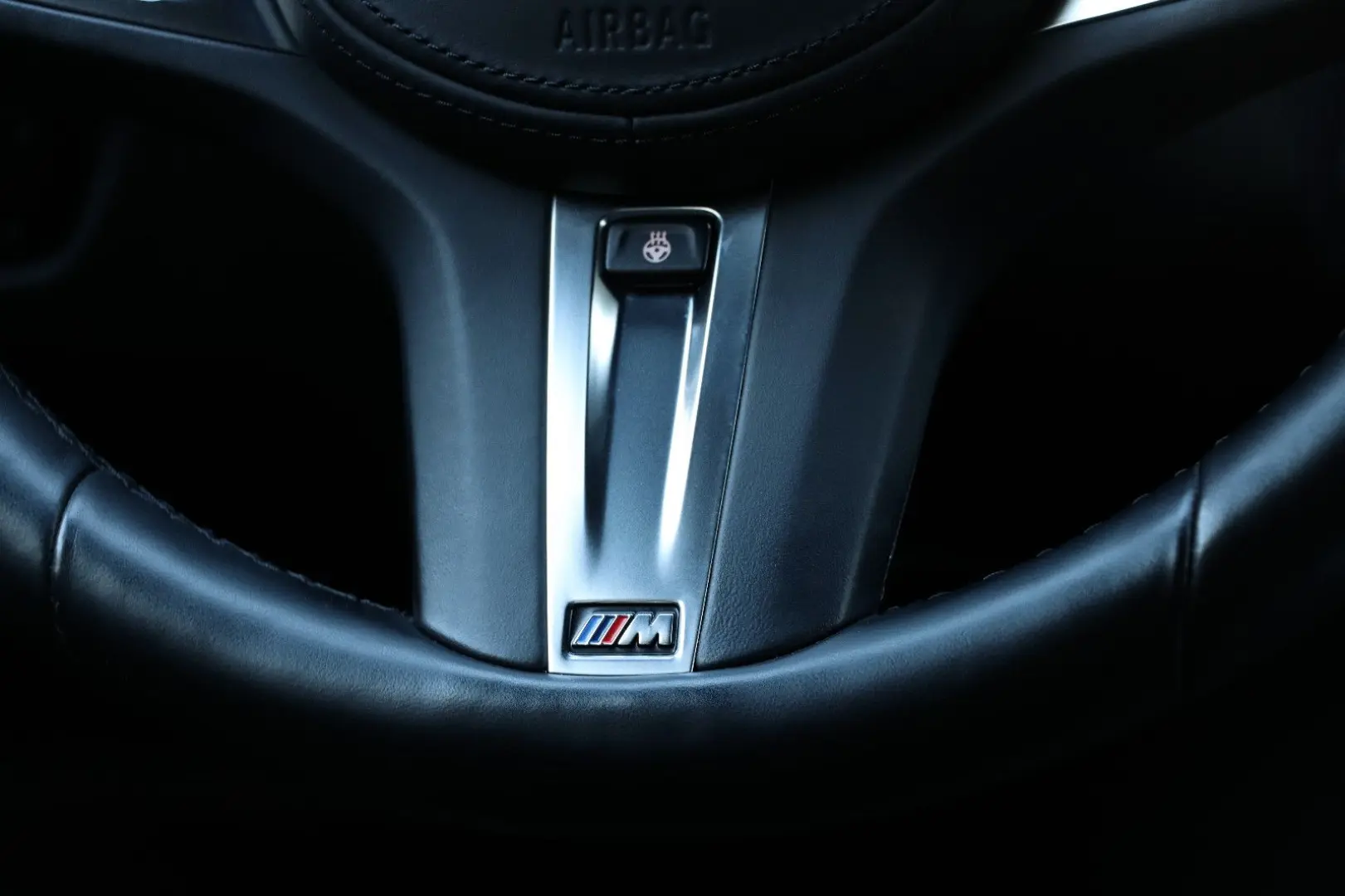 BMW 320d xDrive/M-SPORT/ACC/