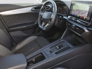Formentor VZ 2.0 TSI 4Drive Pano AHK Navi+VC ACC