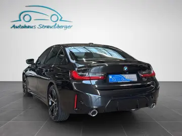 BMW  320xd lim M Sport AHK ACC Driving Assistant