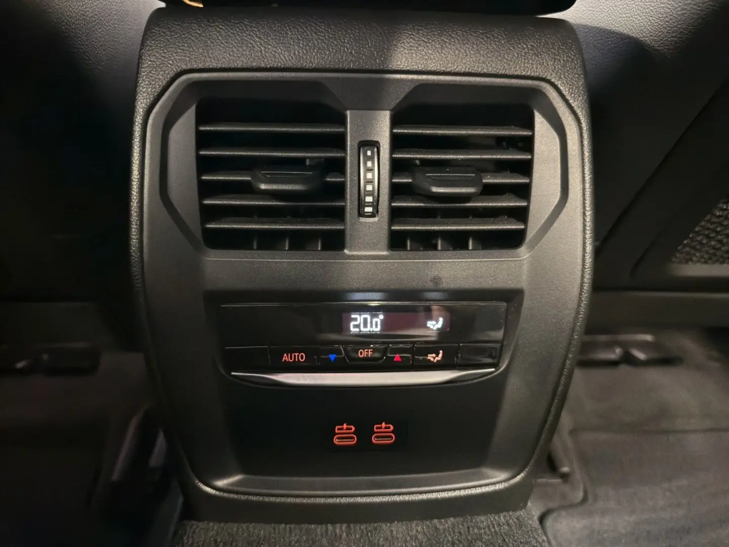 BMW  320xd lim M Sport AHK ACC Driving Assistant