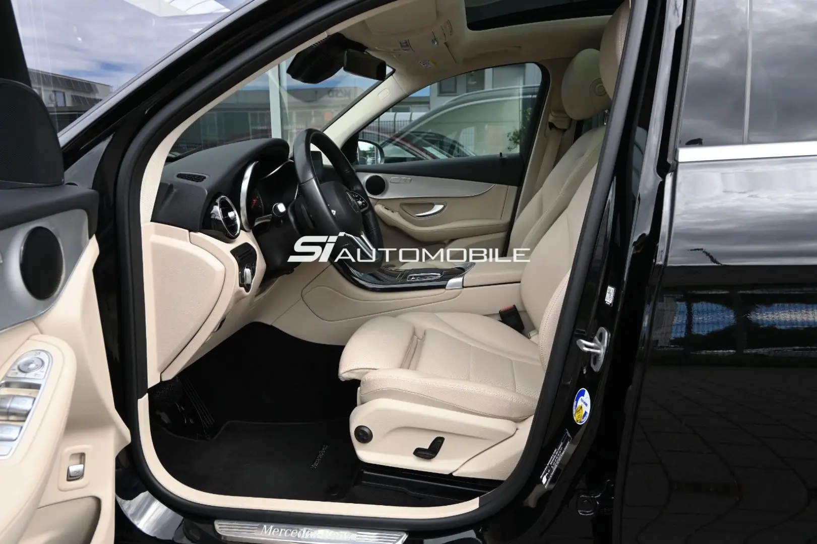 GLC 300 d 4MATIC °ACC°PANORAMA°STANDHEIZ°360°KAM