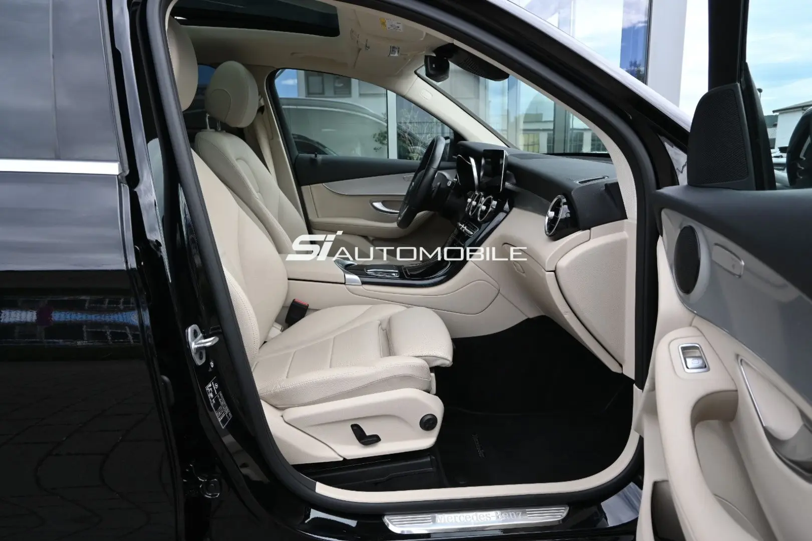 GLC 300 d 4MATIC °ACC°PANORAMA°STANDHEIZ°360°KAM