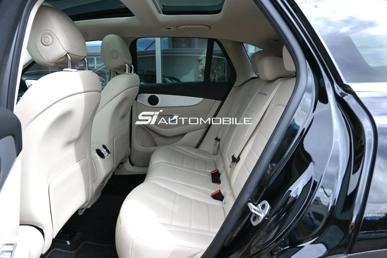 GLC 300 d 4MATIC °ACC°PANORAMA°STANDHEIZ°360°KAM