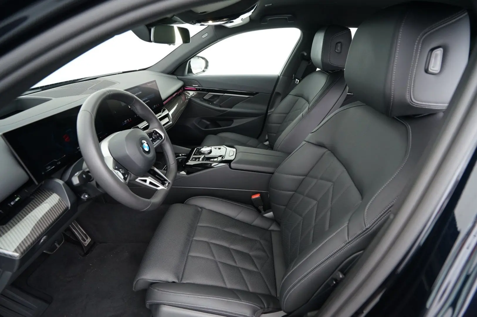 BMW 520d xDrive Limousine (M-Sport Navi LED H/K ACC)