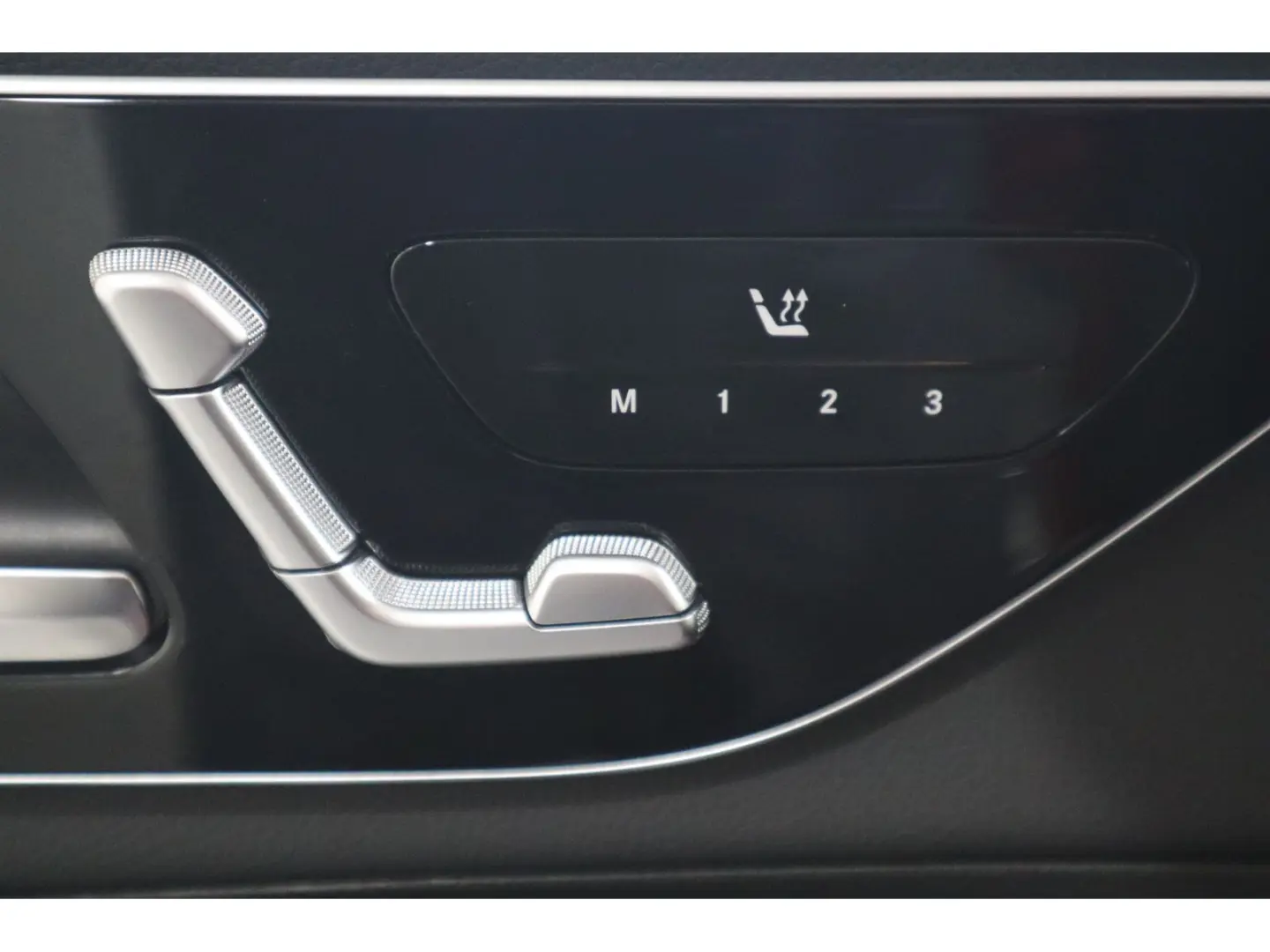 GLC 200 4Matic AMG-Line Panorama*LED*Kamera *