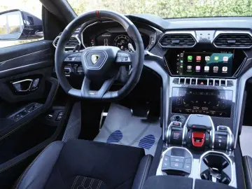 Urus Performante 4.0 BiTurbo V8 MEGA FULL OPTION