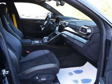Urus Performante 4.0 BiTurbo V8 MEGA FULL OPTION