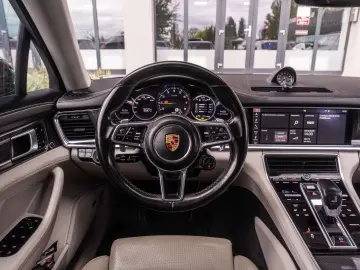 Panamera 4 E-Hybrid