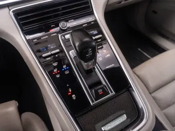 Panamera 4 E-Hybrid