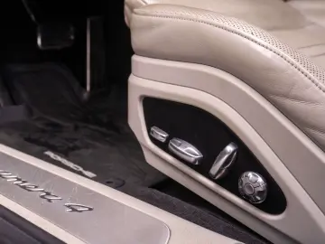 Panamera 4 E-Hybrid