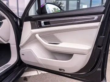 Panamera 4 E-Hybrid