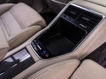 Panamera 4 E-Hybrid