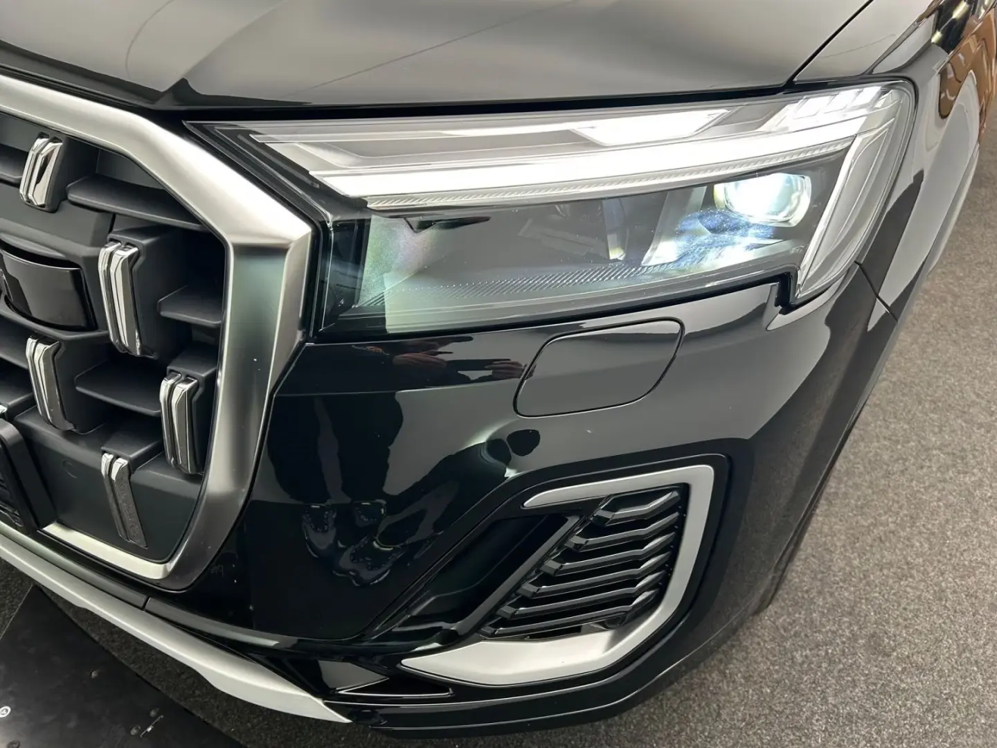 Audi Q7 50 TDI quattro S line