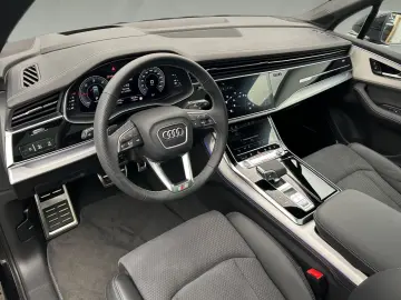 Audi Q7 50 TDI quattro S line