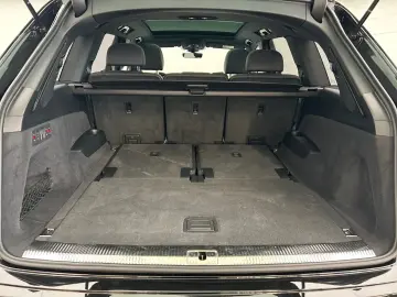 Audi Q7 50 TDI quattro S line