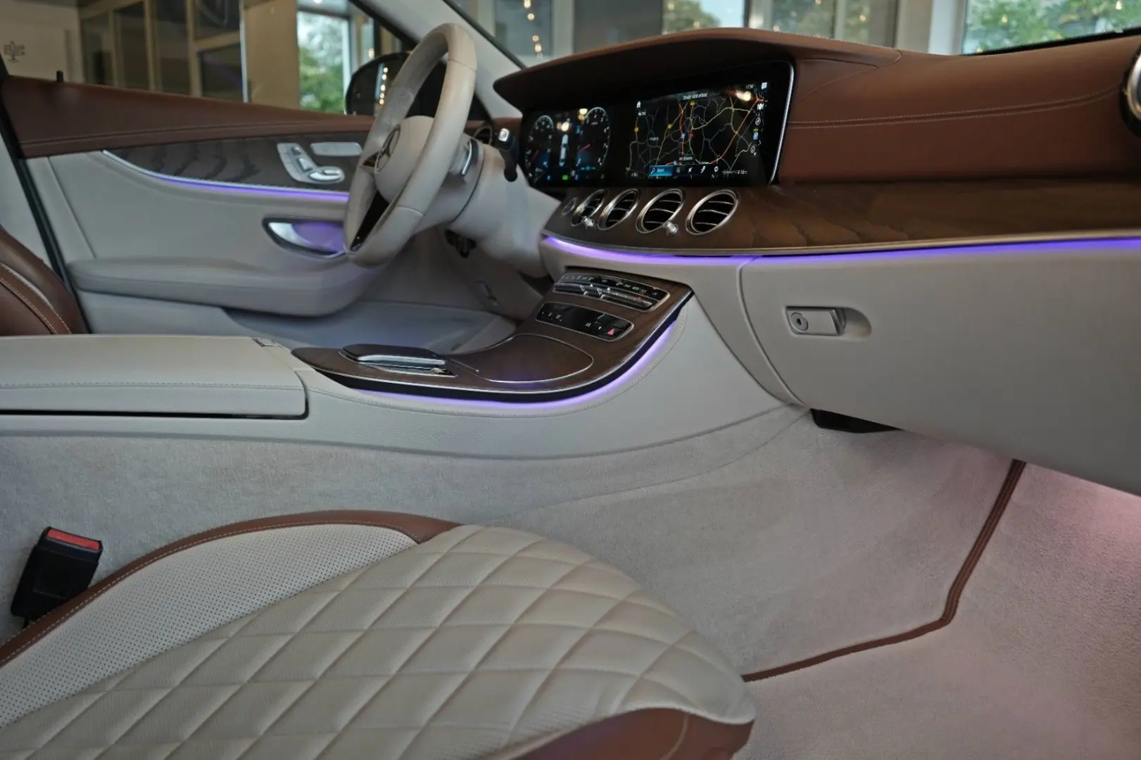 E 200 9G-Tronic Lim. *Exclusive & Designo beige*