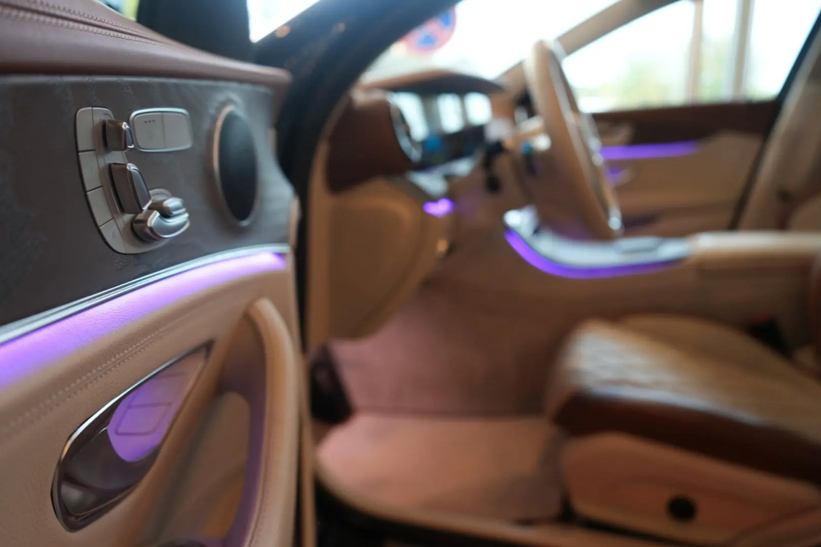 E 200 9G-Tronic Lim. *Exclusive & Designo beige*
