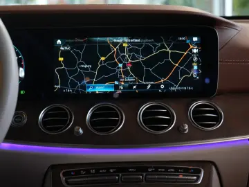 E 200 9G-Tronic Lim. *Exclusive & Designo beige*