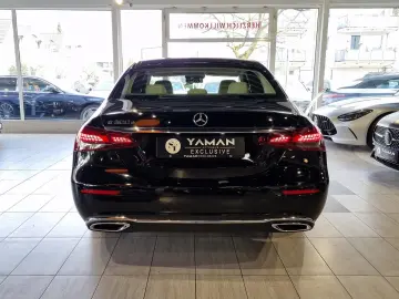 E 300 e Lim Exclusiv*Pano*AHK*RFK*19