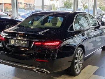 E 300 e Lim Exclusiv*Pano*AHK*RFK*19