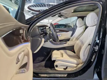E 300 e Lim Exclusiv*Pano*AHK*RFK*19