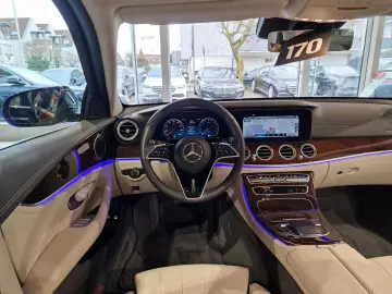 E 300 e Lim Exclusiv*Pano*AHK*RFK*19