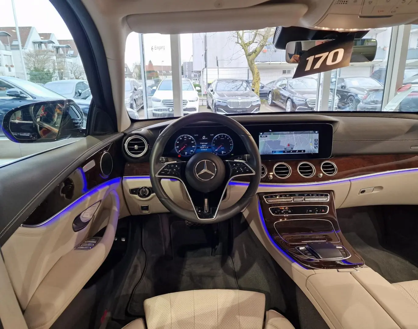 E 300 e Lim Exclusiv*Pano*AHK*RFK*19