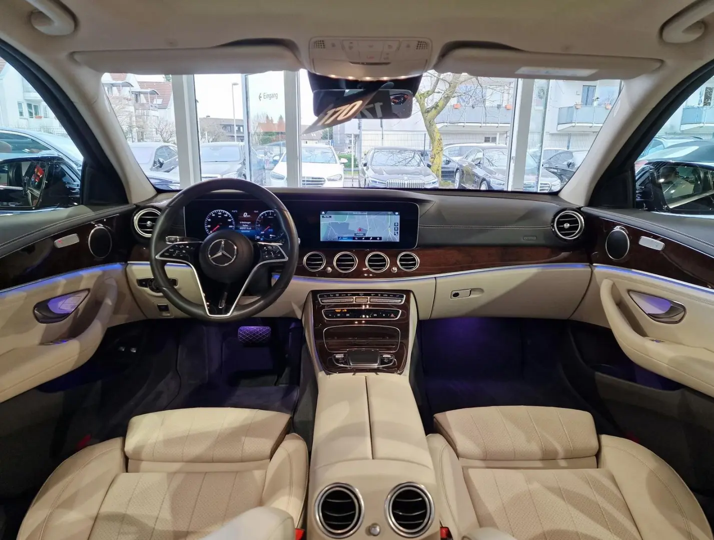 E 300 e Lim Exclusiv*Pano*AHK*RFK*19