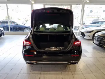 E 300 e Lim Exclusiv*Pano*AHK*RFK*19