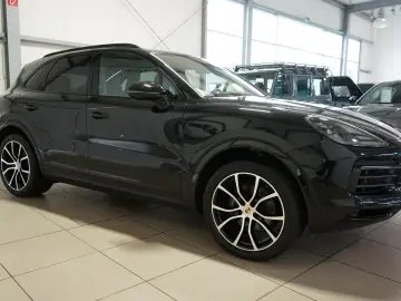 Cayenne Platinum Approved+Chrono+Sportabg+Pano