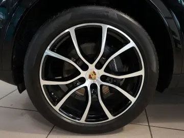 Cayenne Platinum Approved+Chrono+Sportabg+Pano