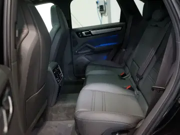 Cayenne Platinum Approved+Chrono+Sportabg+Pano
