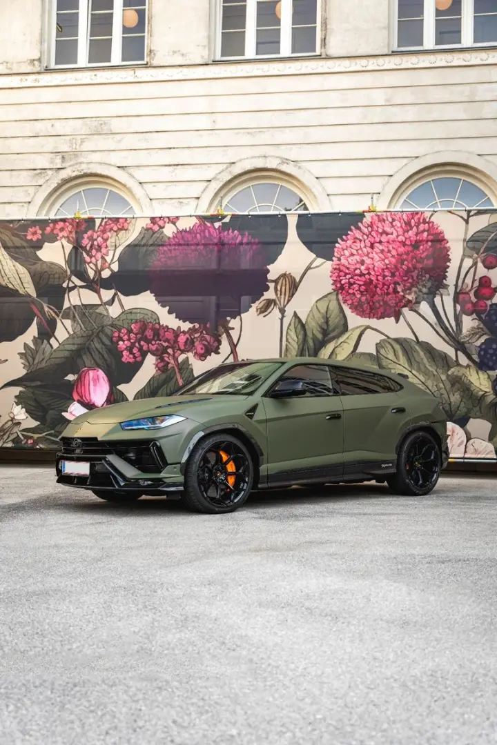Urus 4.0 V8 Performante *VERDE TURBINE*VOLL*