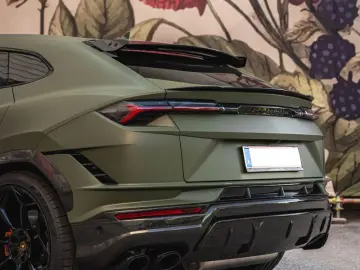 Urus 4.0 V8 Performante *VERDE TURBINE*VOLL*