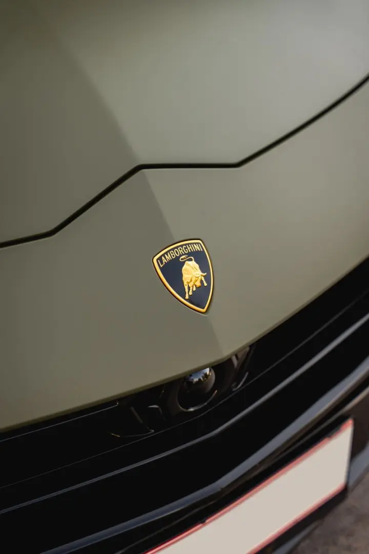 Urus 4.0 V8 Performante *VERDE TURBINE*VOLL*