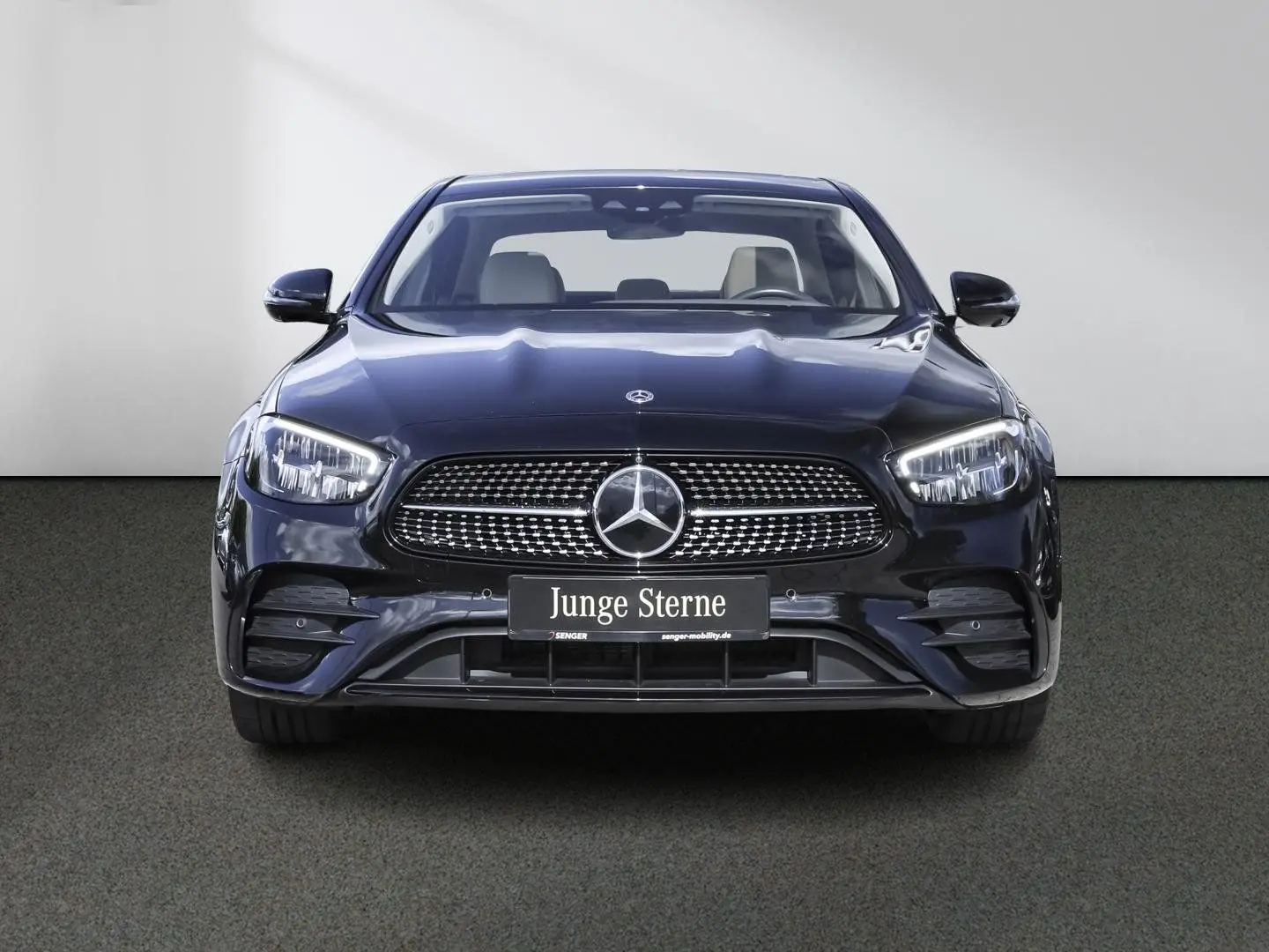 E 300 AMG Distronic Burmester Sitzklima Keyless