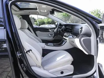 E 300 AMG Distronic Burmester Sitzklima Keyless