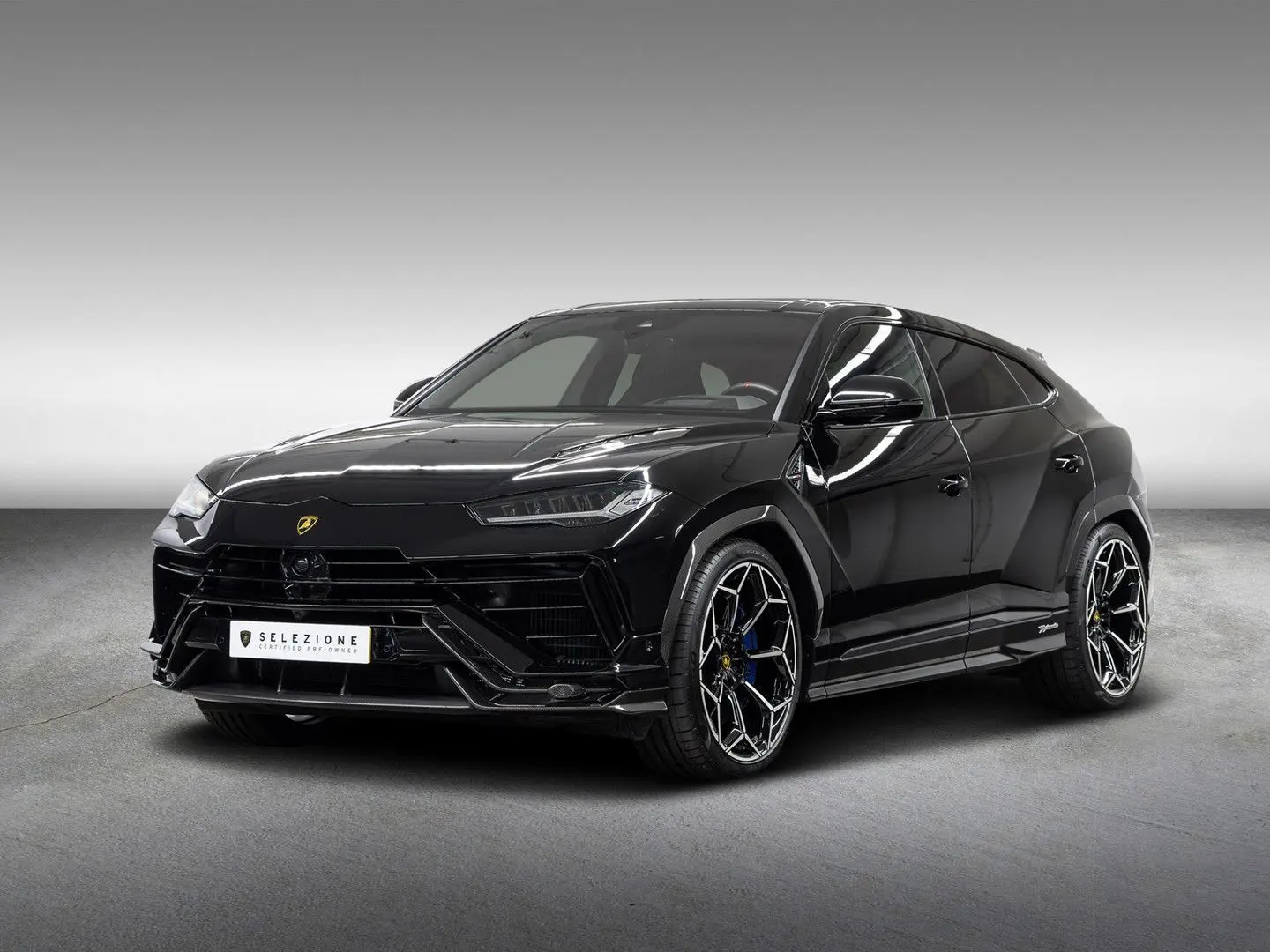 Urus Performante MY23 | Exterior Carbon | B&O