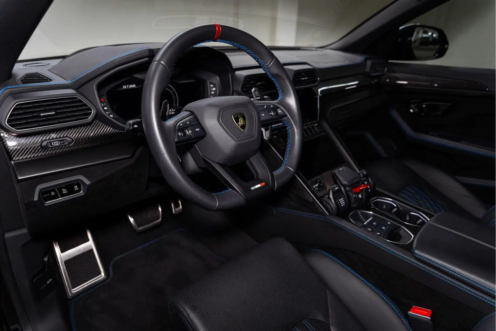 Urus Performante MY23 | Exterior Carbon | B&O
