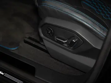Urus Performante MY23 | Exterior Carbon | B&O