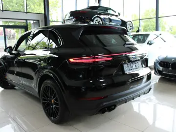 CAYENNE 3.0 V6 PLATINUM EDITION PANO ALU-21
