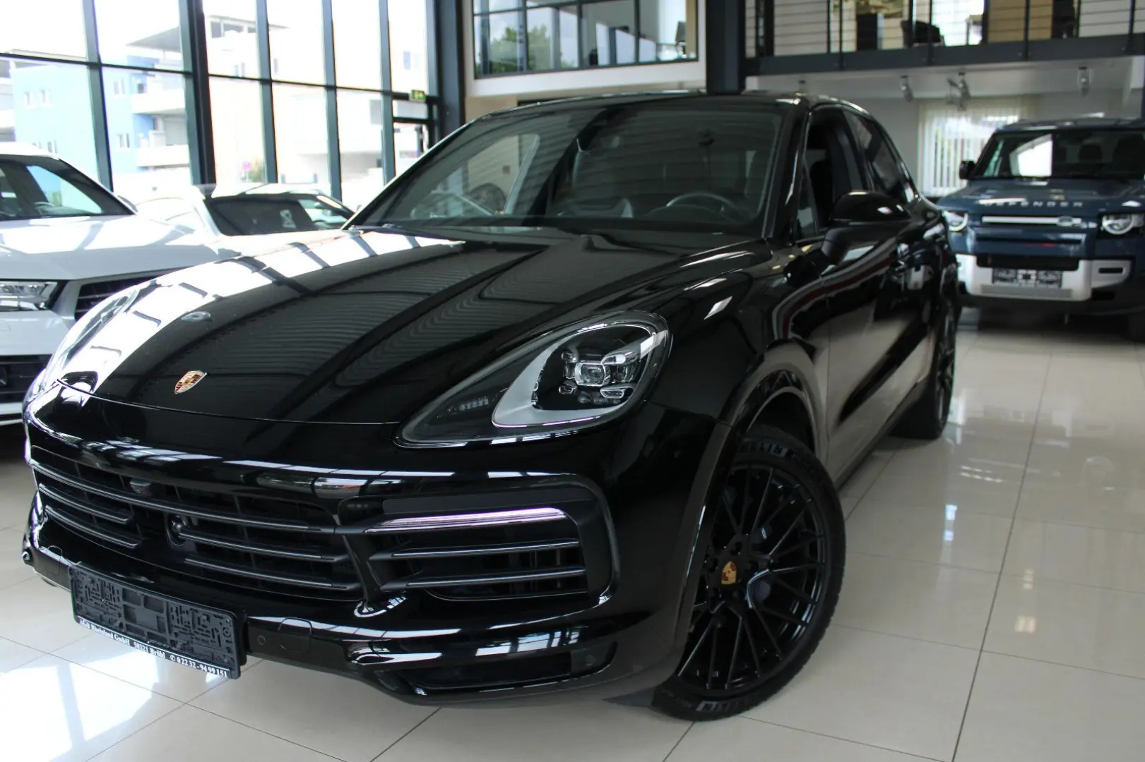 CAYENNE 3.0 V6 PLATINUM EDITION PANO ALU-21